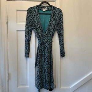 Diane Von Furstenberg Black and Teal Long Sleeve Wrap Dress
